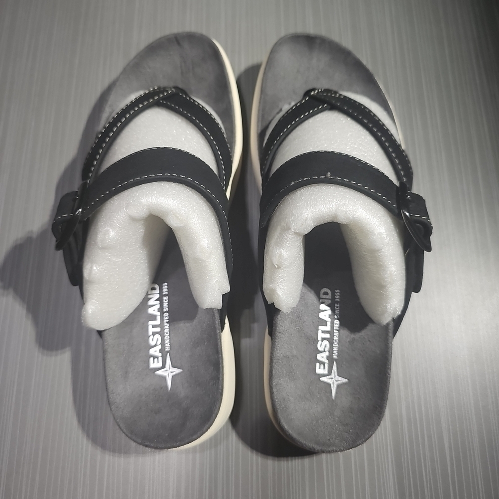 Eastland Commonwealth Women’s Sandals In Black Size 9 NEW In Box - Picture 5 of 12